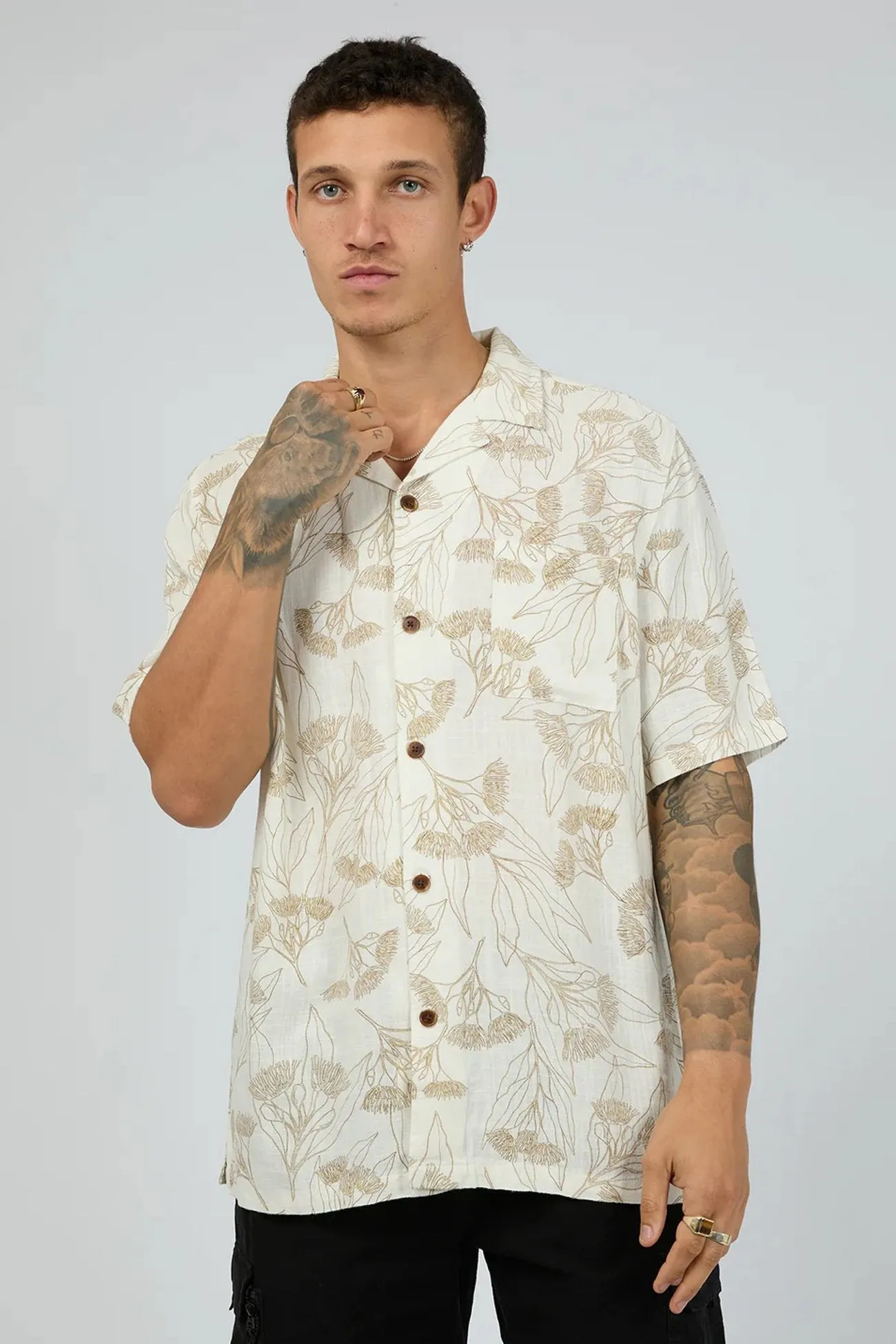 Comfy Layering Versatile Look Native Short Sleeve Shirt Multicoloured