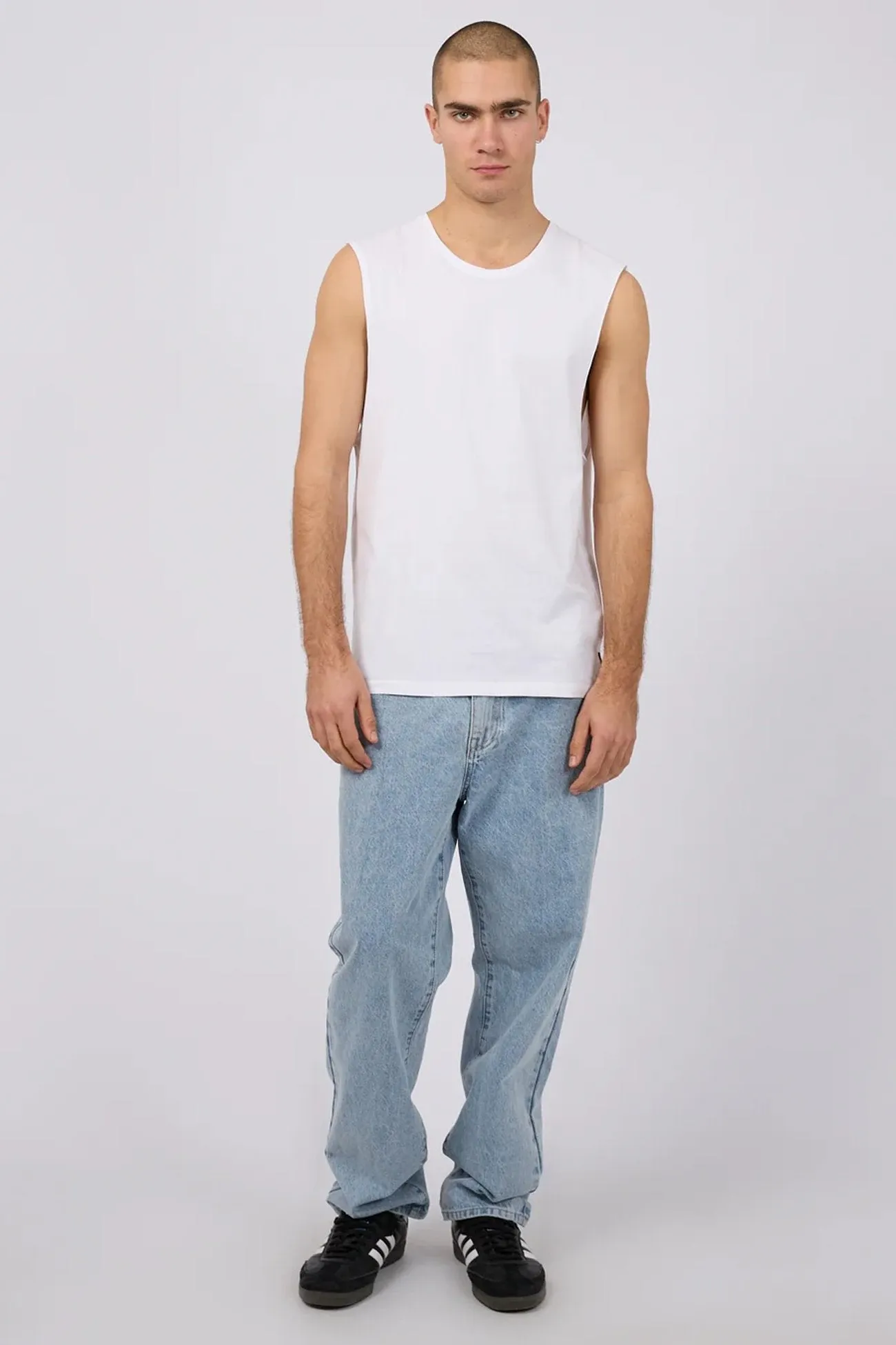 Classic Muscle White Neo Mode