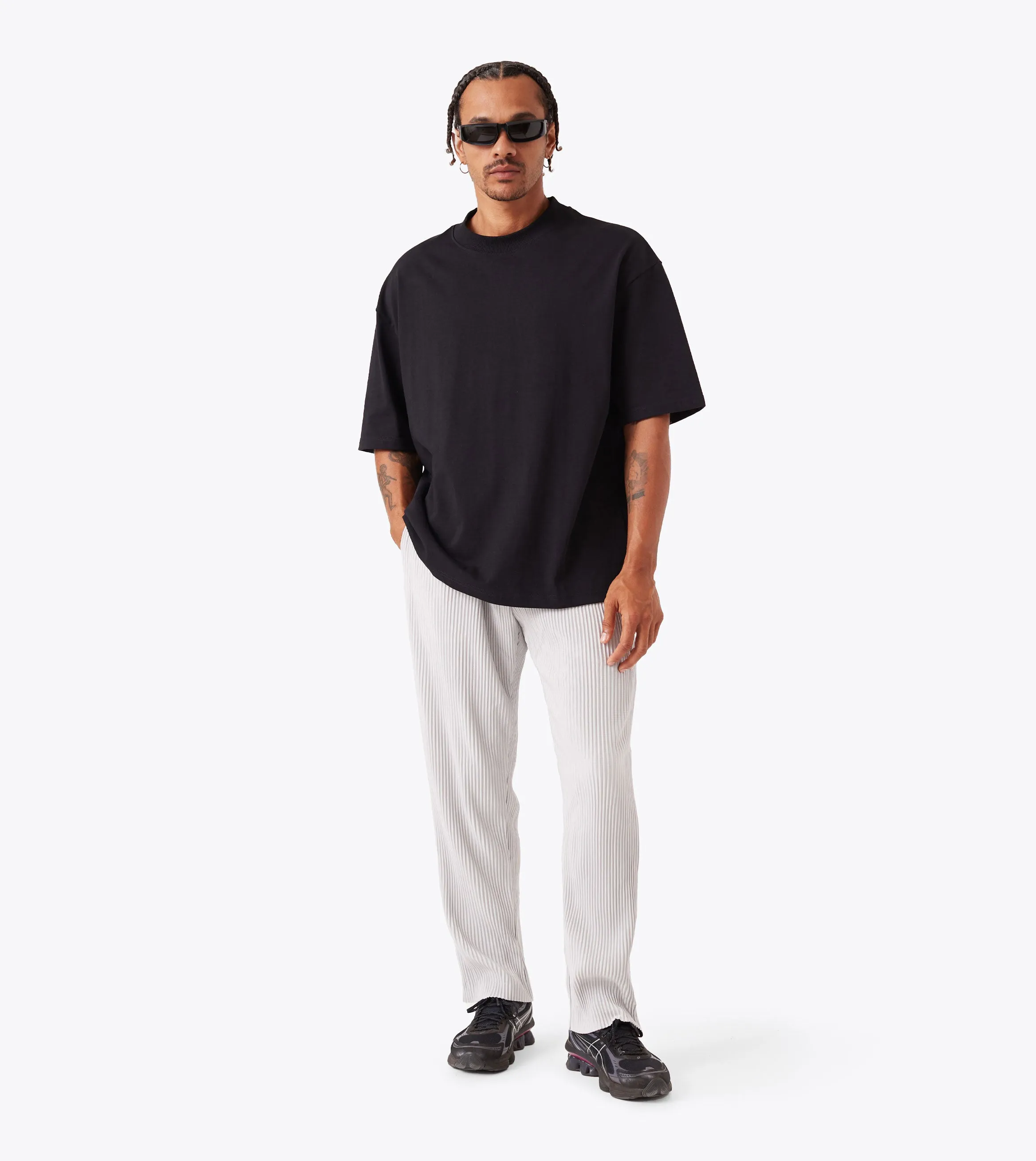 Pleated Pant Cement Breathable Motion