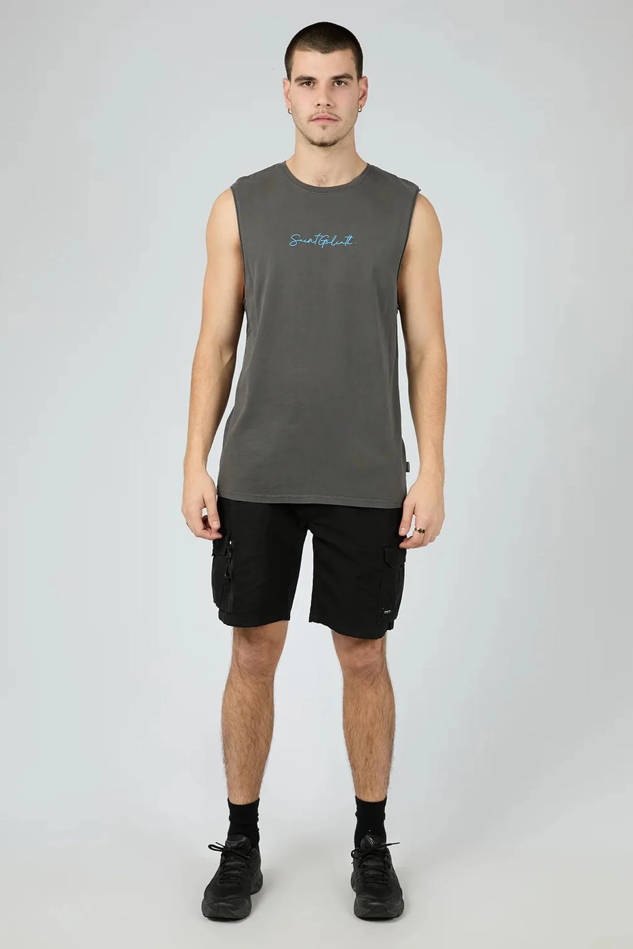Sporty Style Link Script Muscle Washed Black