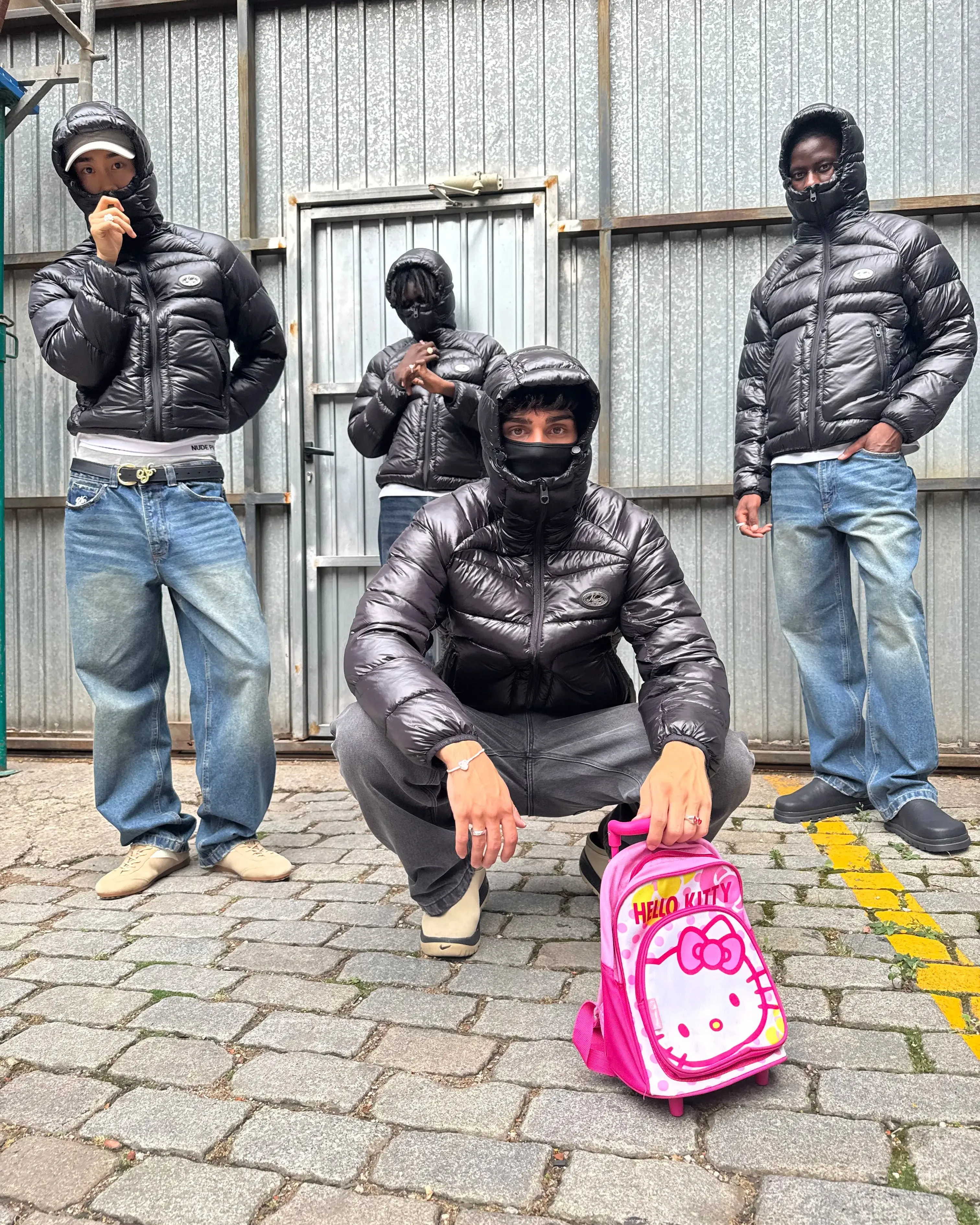 Iconic Puffer Jacket Black Airtight Seam Sealing