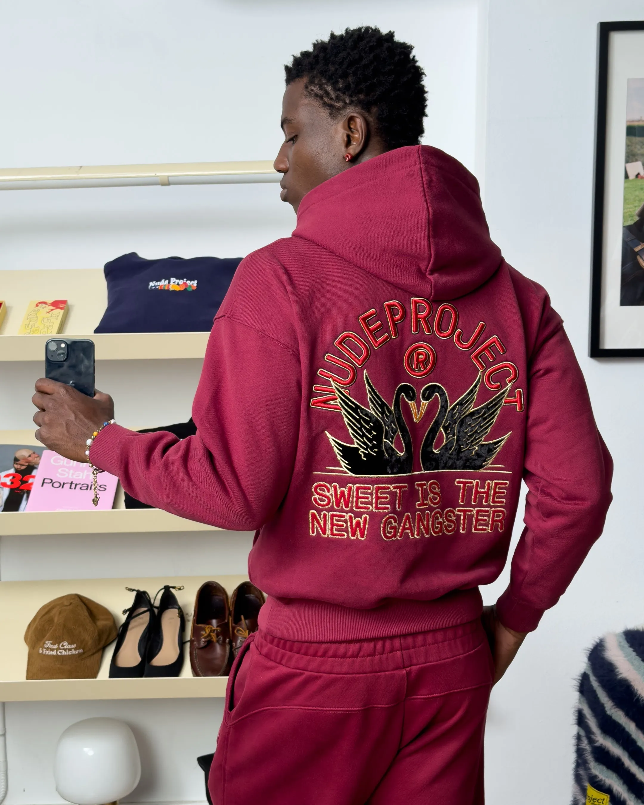 Comfy Street Style Retro Print Swans Hoodie Burgundy