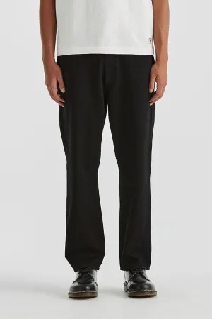 Slacker Jean Steele Black Outfit Essential