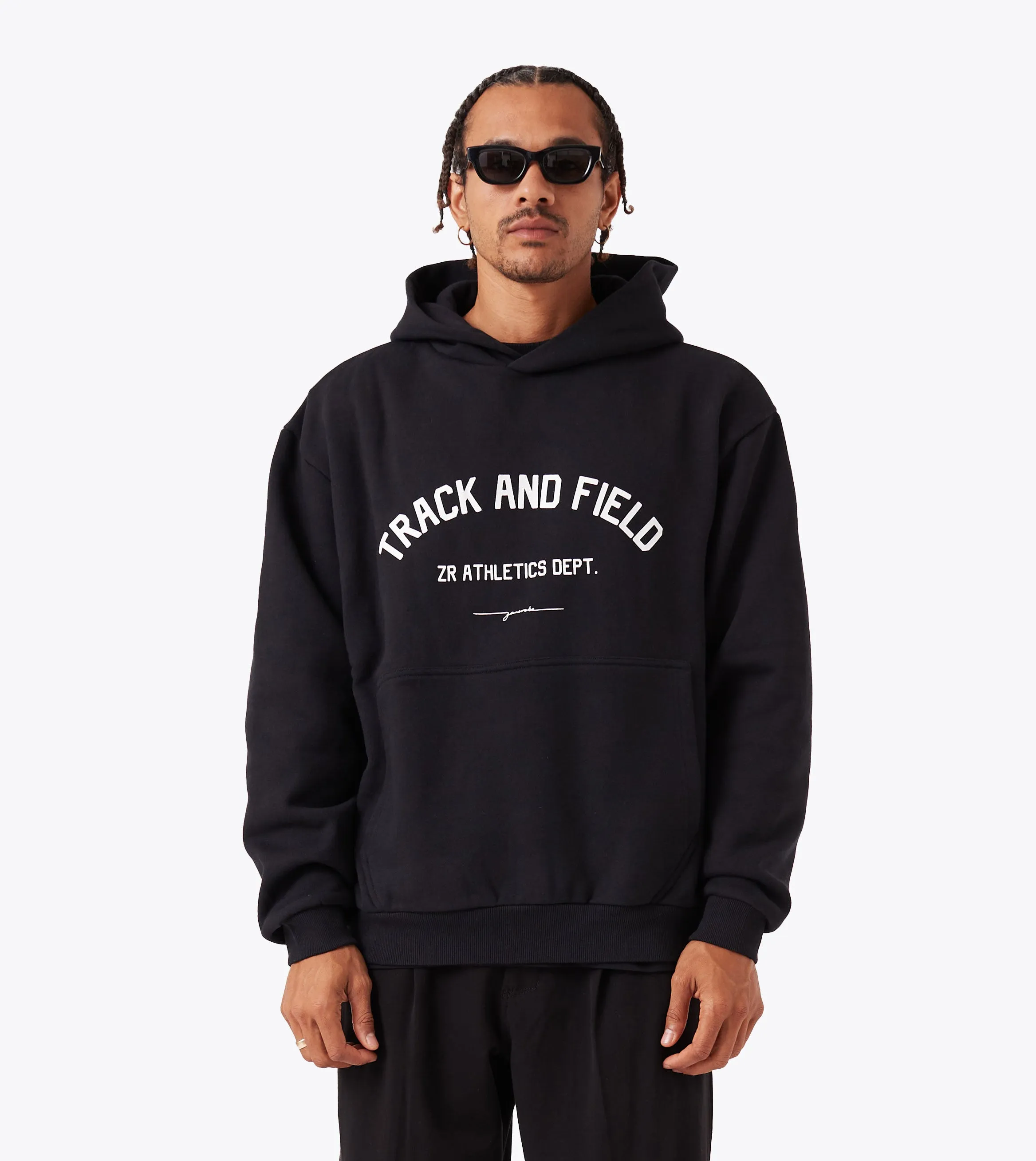 Ath. Box Hood Black Travel Bold