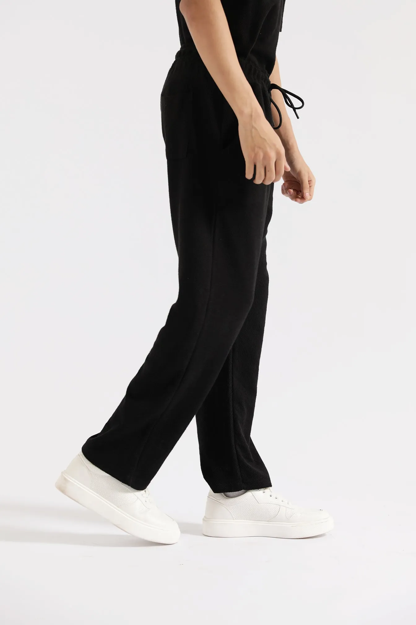 BAGGY FIT TEXTURED TROUSER ReinforcedPockets Light Coverage