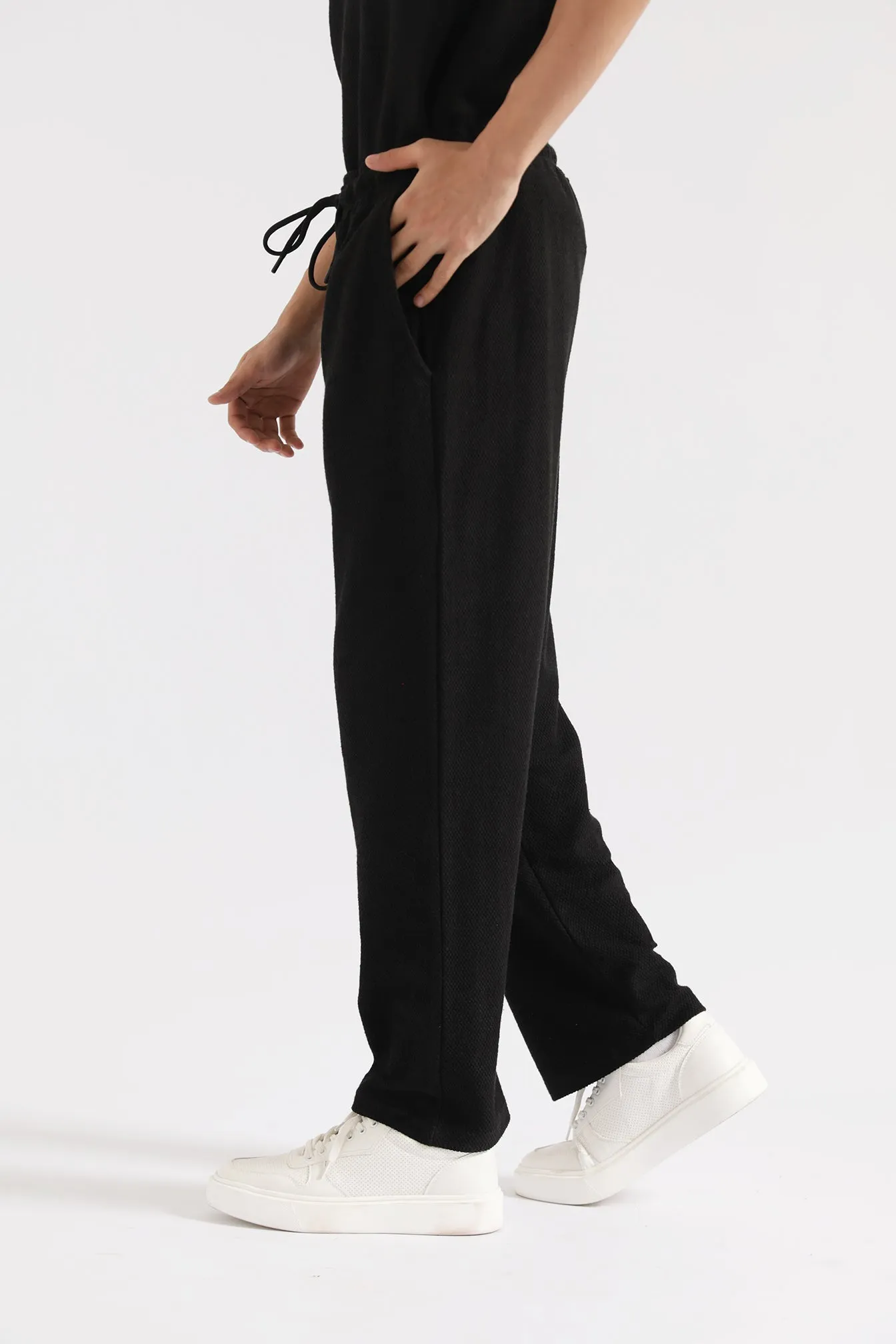 BAGGY FIT TEXTURED TROUSER Weekend Comfort